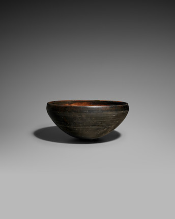 A BURNISHED BLACK POTTERY ALMS BOWL, PATRA Tang dynasty image 1