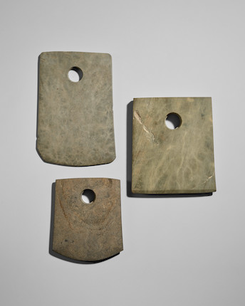 THREE NEOLITHIC MOTTLED DARK GRAY STONE AXES, FU circa 5th-3rd millennium B.C. (3) image 1