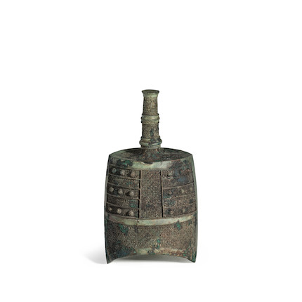 A MINIATURE ARCHAIC BRONZE BELL, YONG Warring States period image 1