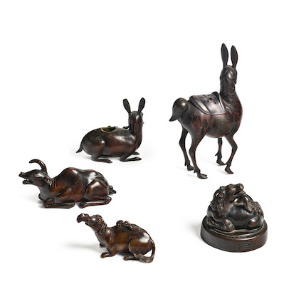 A GROUP OF FIVE BRONZE ANIMALS  17th to 19th century (5) image 2