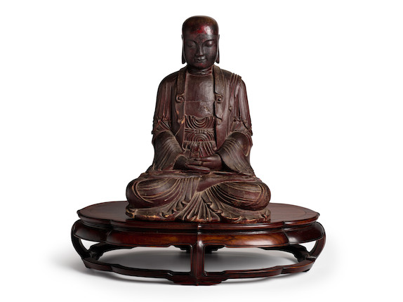 A CARVED AND LACQUERED WOOD SEATED FIGURE OF BUDDHA 17th century (2) image 4