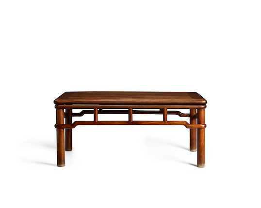 A HUANGHUALI RECTANGULAR LOW TABLE, KANGZHUO 17th/18th century image 2