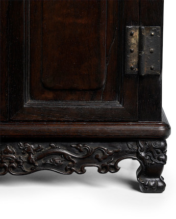 A ZITAN AND HUANGHUALI SCHOLAR'S DESK CABINET WITH DRAGON APRON, ANTOUGUI Qing Dynasty, 17th/18th century image 3