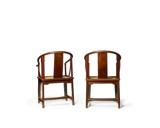 A PAIR OF HUANGHUALI HORSESHOE BACK ARMCHAIRS, QUANYI 17th/18th century (2) image 2