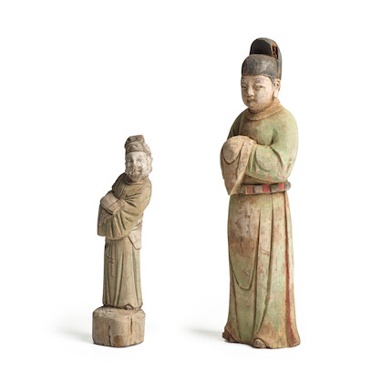 TWO UNUSUAL PAINTED WOOD MALE FIGURES Ming dynasty (2) image 1