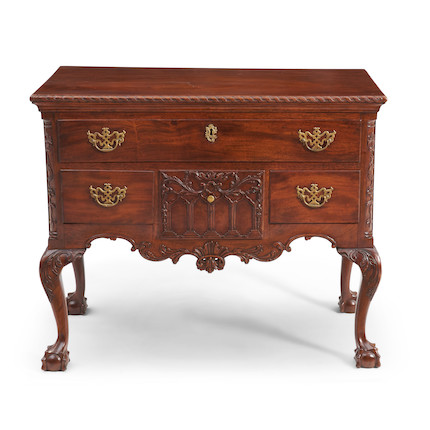 Exceptional Carved and Figured Mahogany Chippendale Dressing Table, Philadelphia, Pennsylvania, c. 1765. image 1