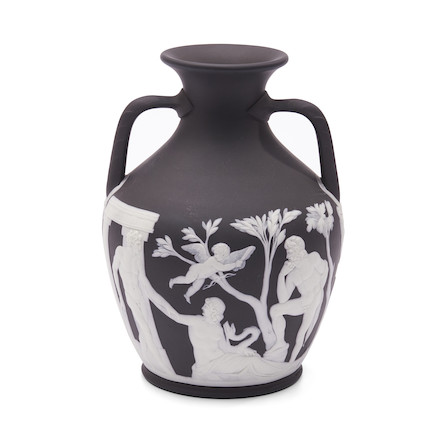 Wedgwood Black Jasper Dip Portland Vase, England, 19th century, image 1