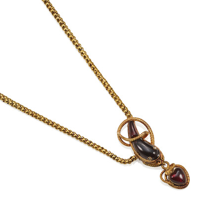 A GOLD, GARNET AND DIAMOND NECKLACE image 2