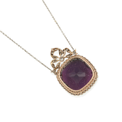 A PLATINUM, GOLD, SILVER-TOPPED GOLD, AMETHYST AND DIAMOND PENDANT NECKLACE image 3