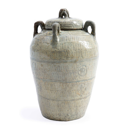 A WHITE SLIP-DECORATED BUNCHEONG TAE-HANGARI URN AND COVER image 1