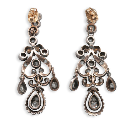 A PAIR OF ANTIQUE SILVER AND DIAMOND GIRANDOLE EARRINGS image 3