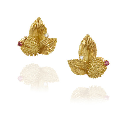 TIFFANY & CO. A PAIR OF 18K GOLD, DIAMOND AND RUBY EARCLIPS image 1