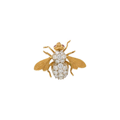 BICOLORED GOLD, DIAMOND AND RUBY BEE BROOCH