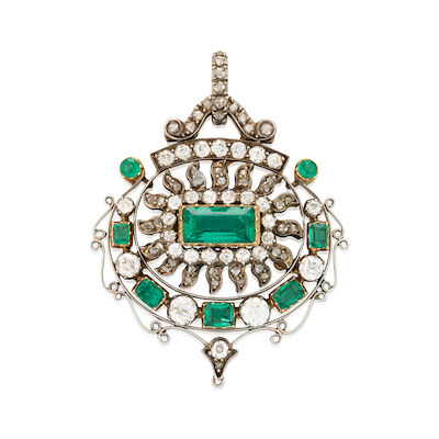 AN ANTIQUE EMERALD AND DIAMOND PENDANT